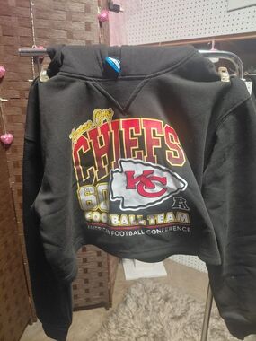 Kansas City Chiefs Black Cropped Hoodie